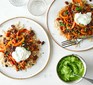 Five-bean chilli served on two plates